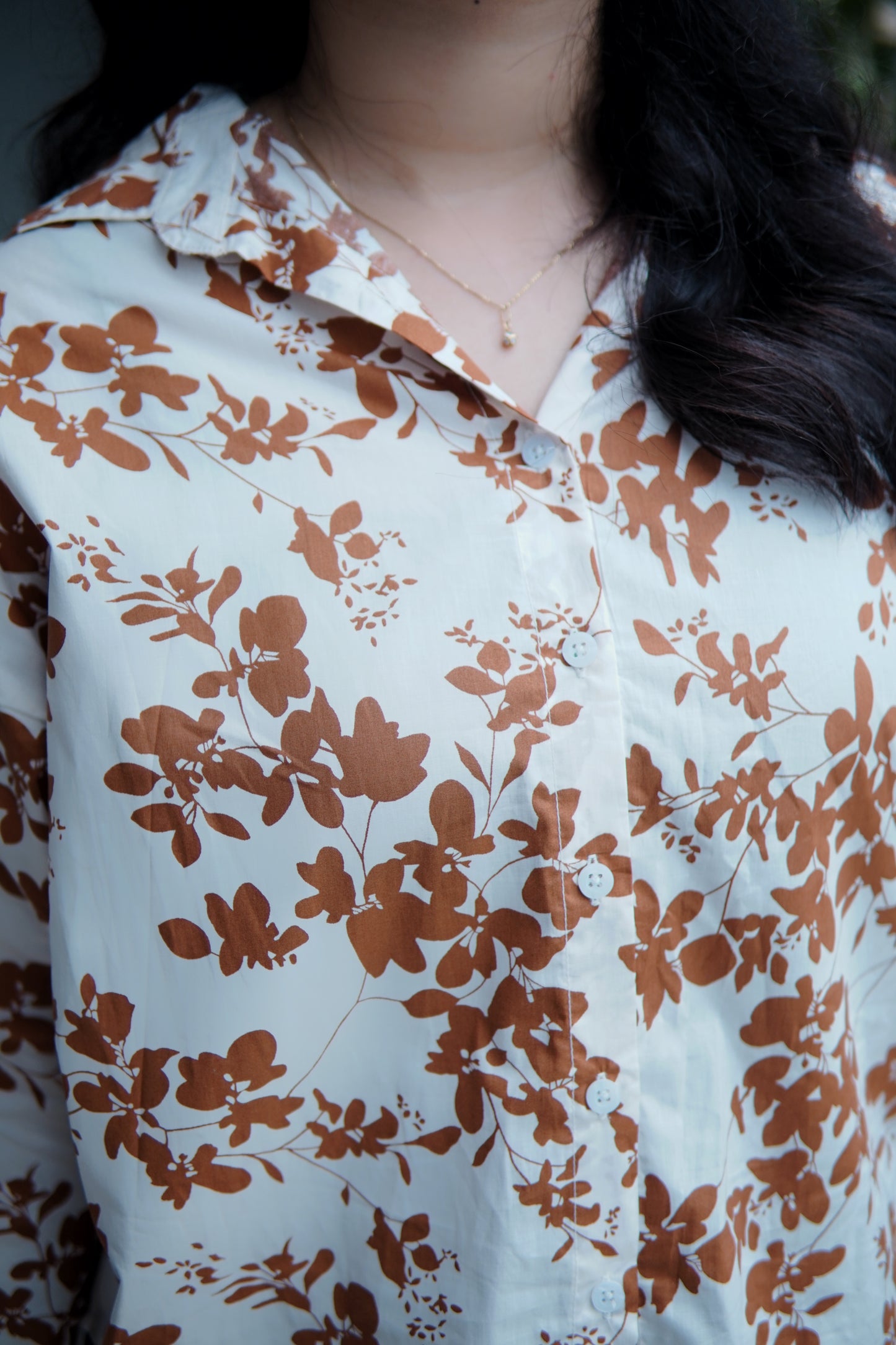 Oversized Crop Top - white and brown