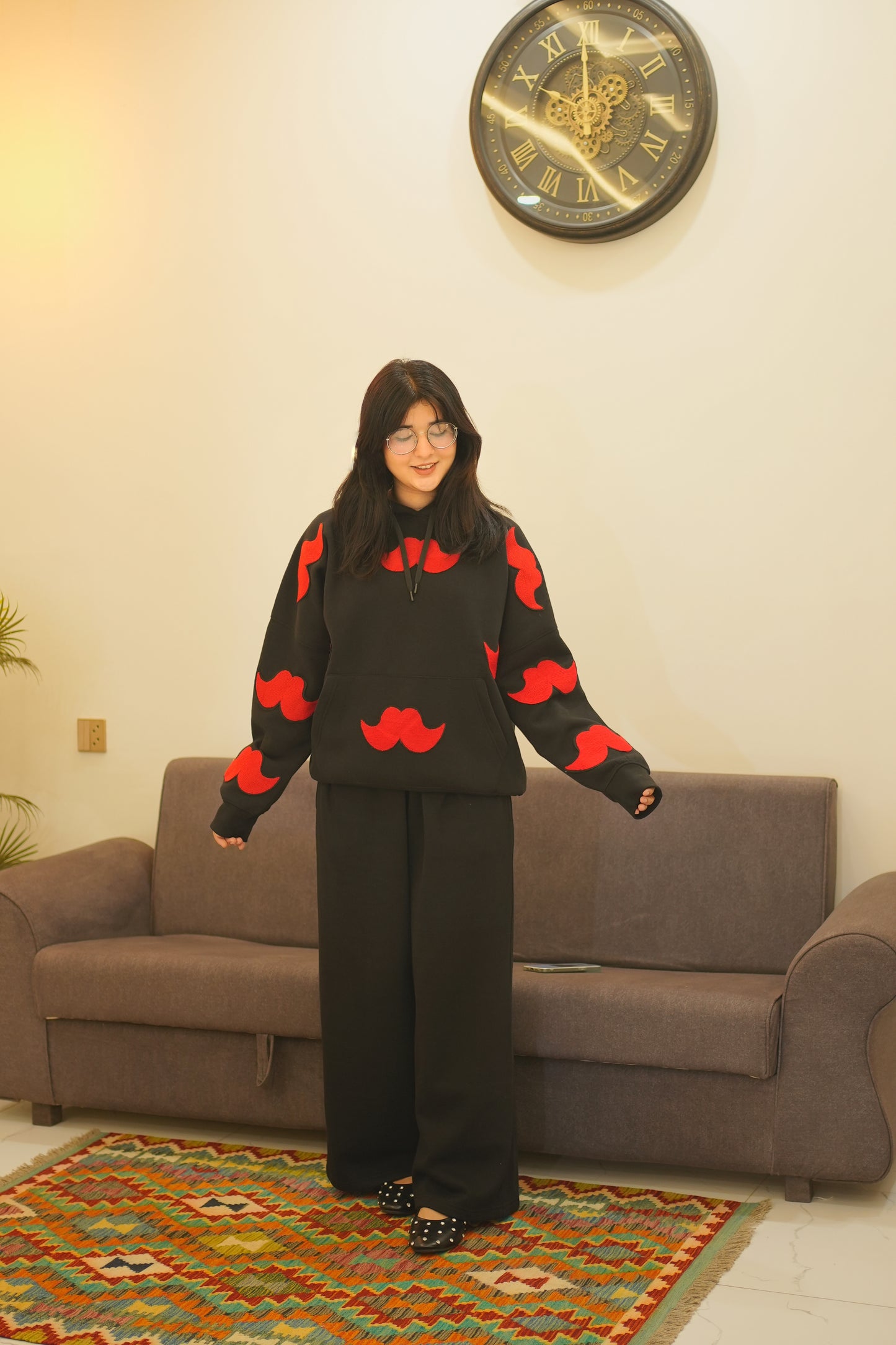 OVERSIZED BLACK MUSTACHE HOODIE