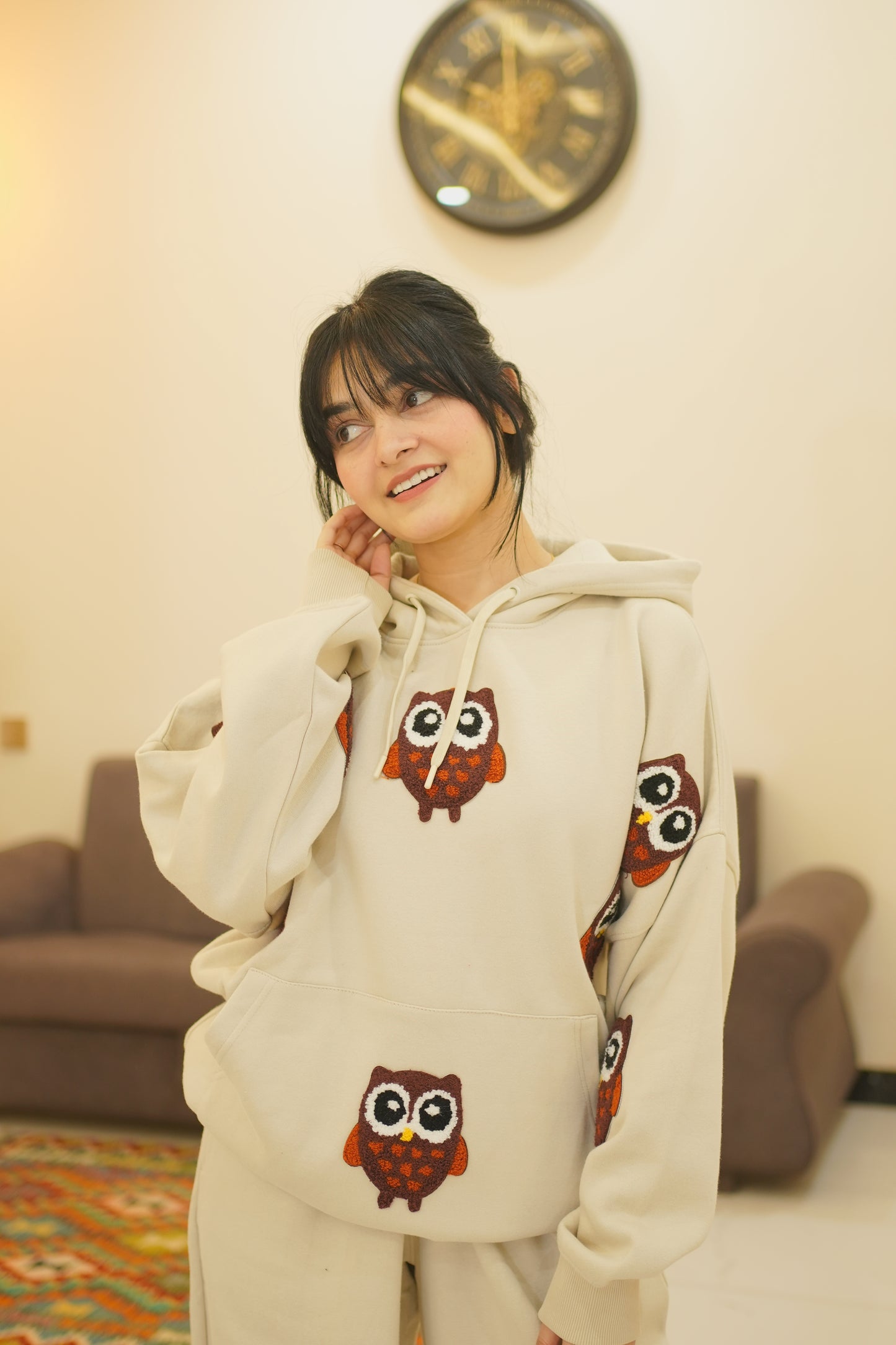 OVERSIZED BEIGE OWL HOODIE