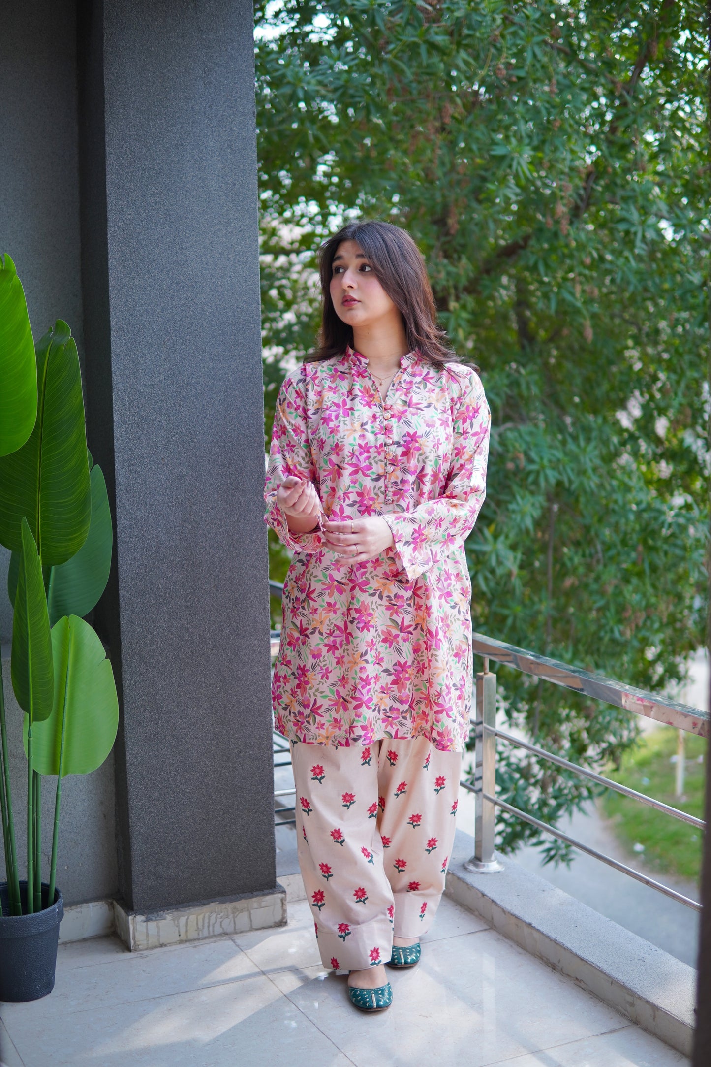 2 Pc - Embroided Farshi Shalwar With printed Shirt - 004