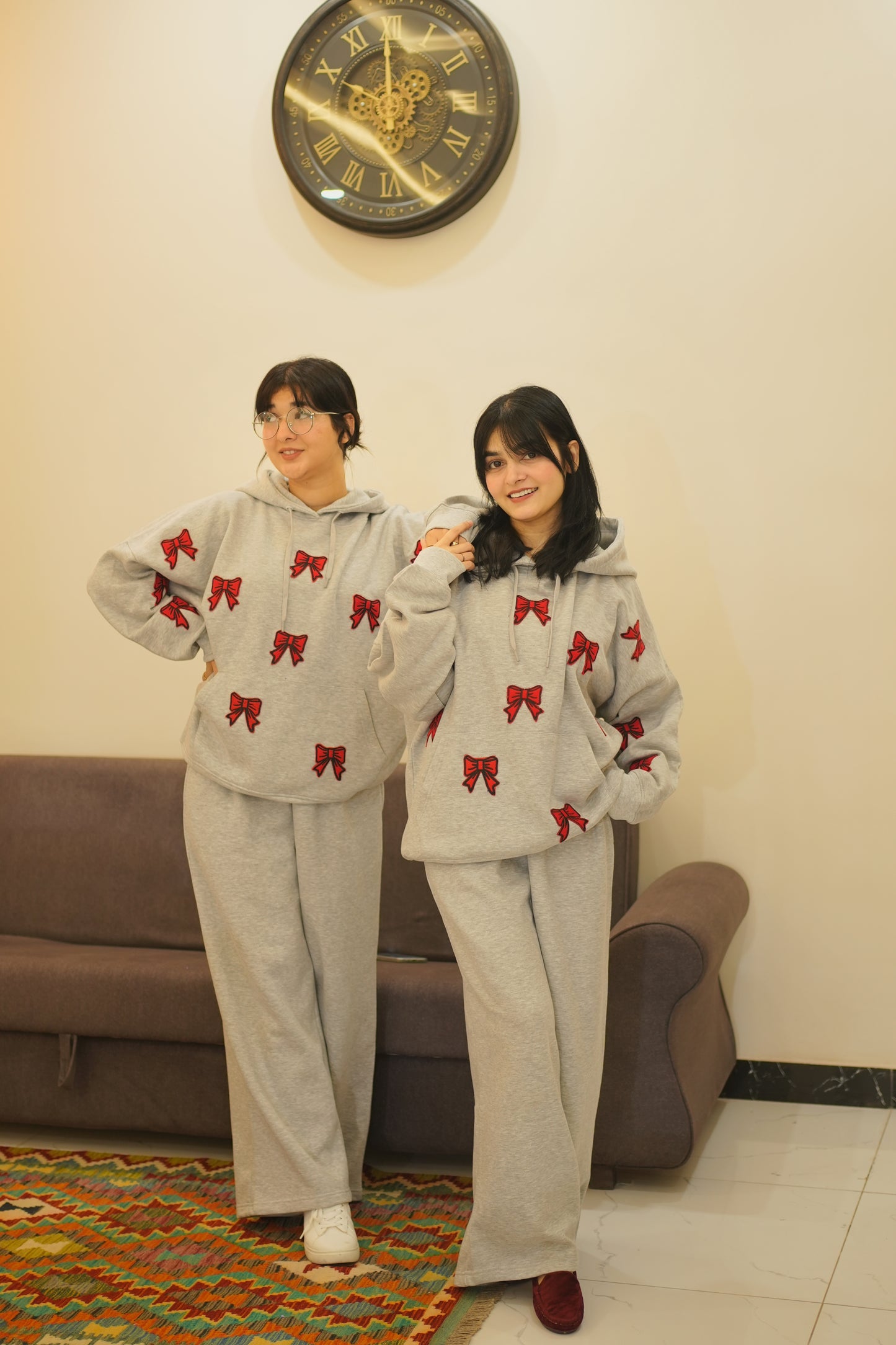 OVERSIZED GREY POOKIE HOODIE