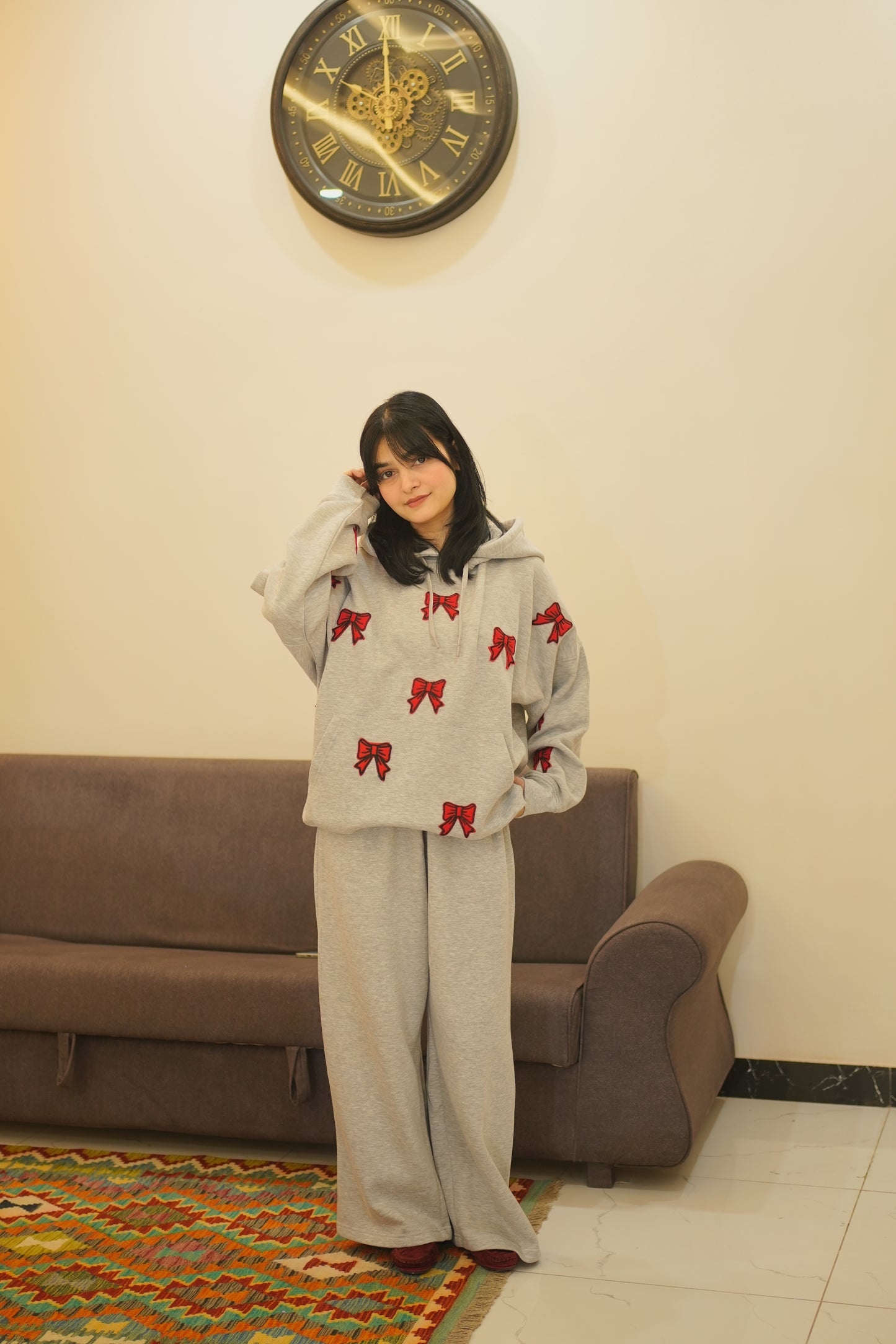 OVERSIZED GREY POOKIE HOODIE