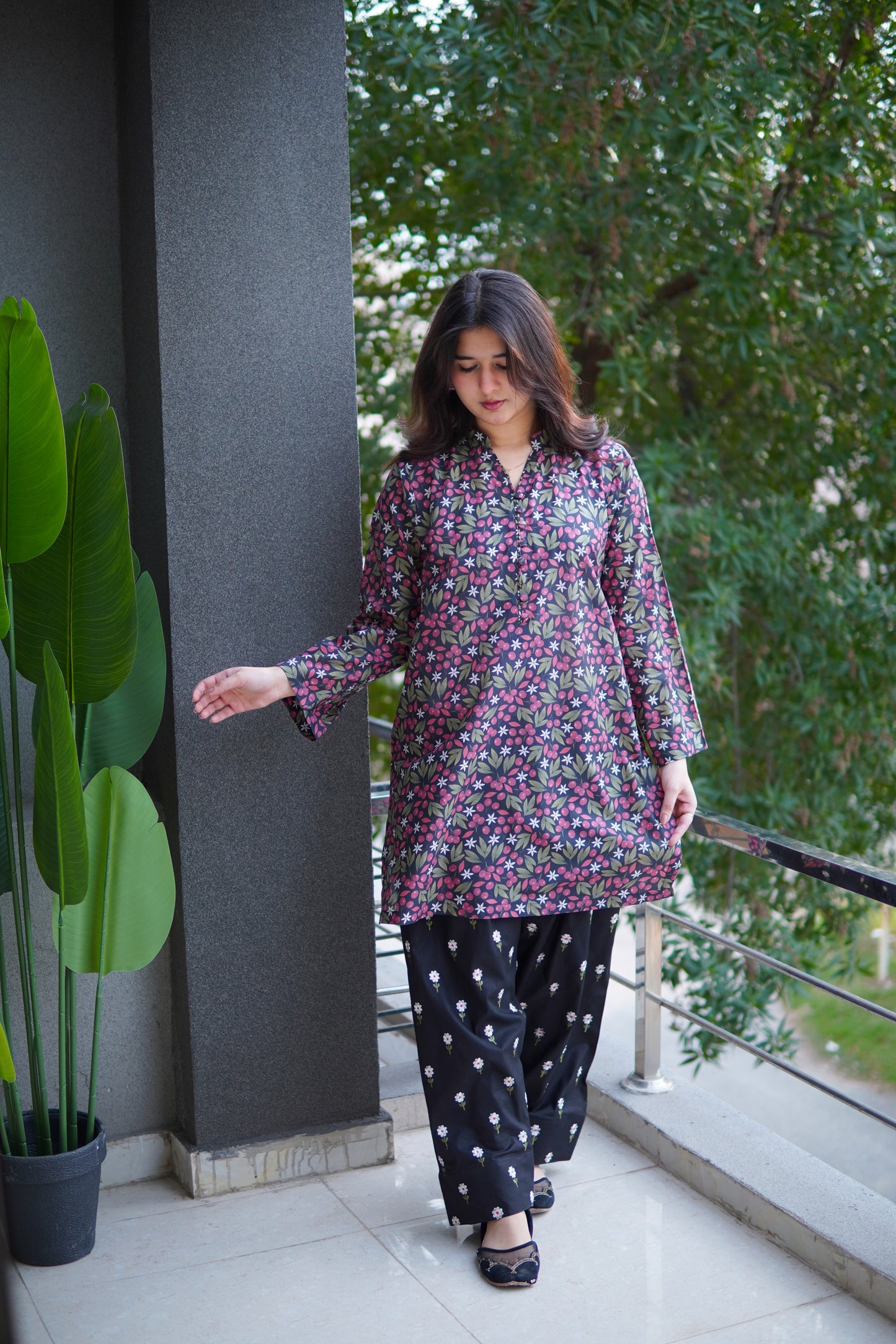 2 Pc - Embroided Farshi Shalwar With printed Shirt - 888